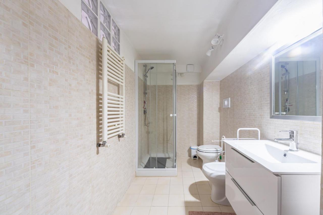 Cozy Apt X4 - 600 M Far From M3 Affori Fn Мілан Екстер'єр фото